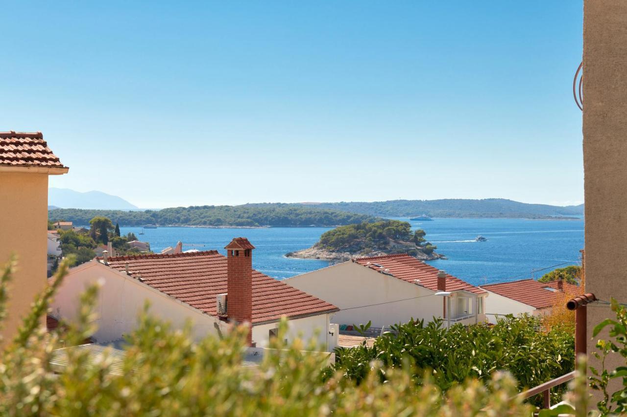Green Oasis Hvar town Buitenkant foto